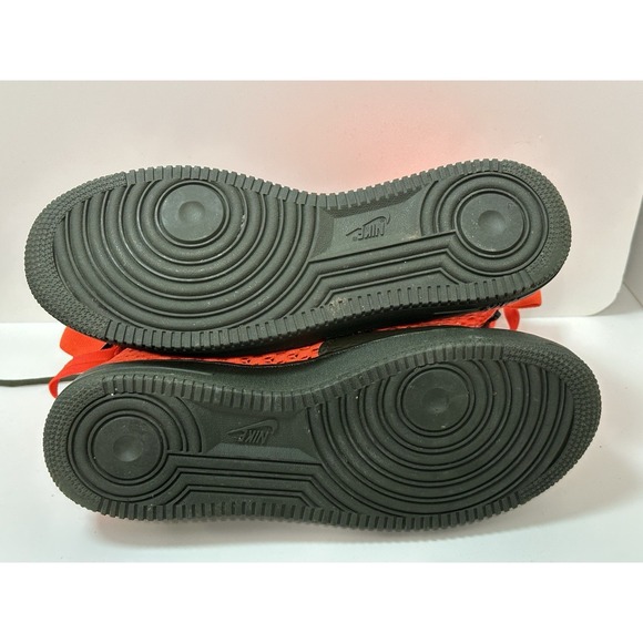 NIKE SF Air Force 1‎ Mid Sneaker Men 9.5 Cargo Khaki Total Crimson  AA7345-300 - Picture 8 of 9